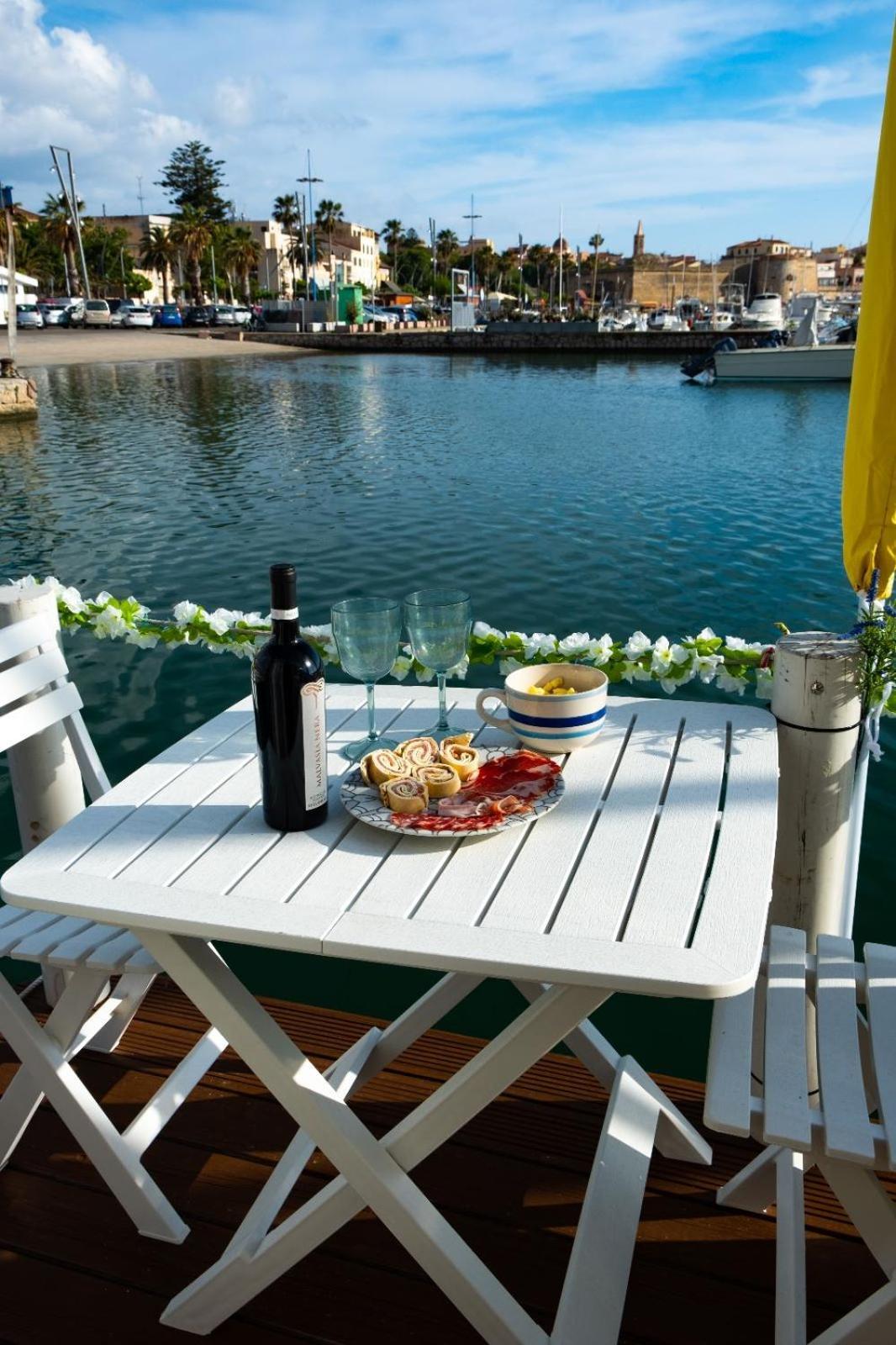 Hotel Houseboat Sardinia Alguer Exterior foto